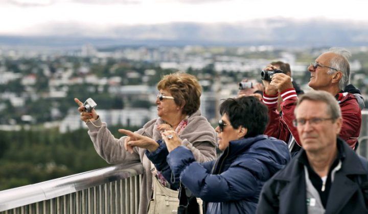 2.3 Million Tourists to Visit Iceland in 2023, Model Predicts tourists on perlan