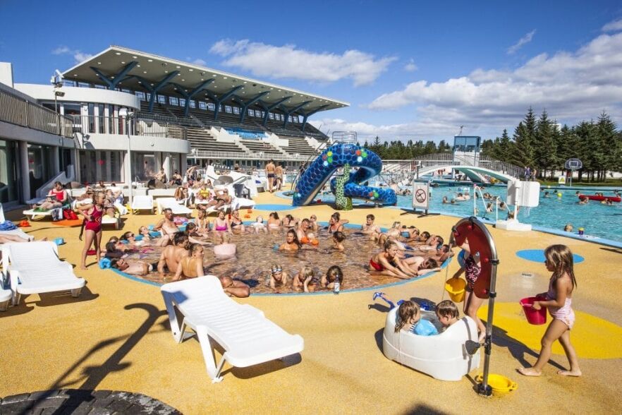 Temperatures Up to 16°C Tomorrow on First Day of Summer Laugardalslaug Pool Reykjavík.