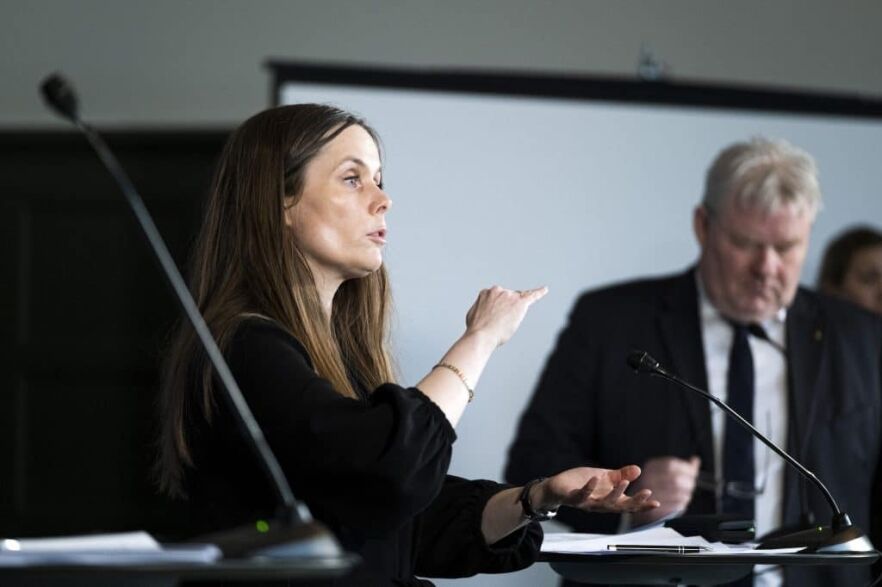 Iceland to Open Borders on June 15 Katrín Jakobsdóttir Bjarni Benediktsson Sigurður Ingi Ráðherra