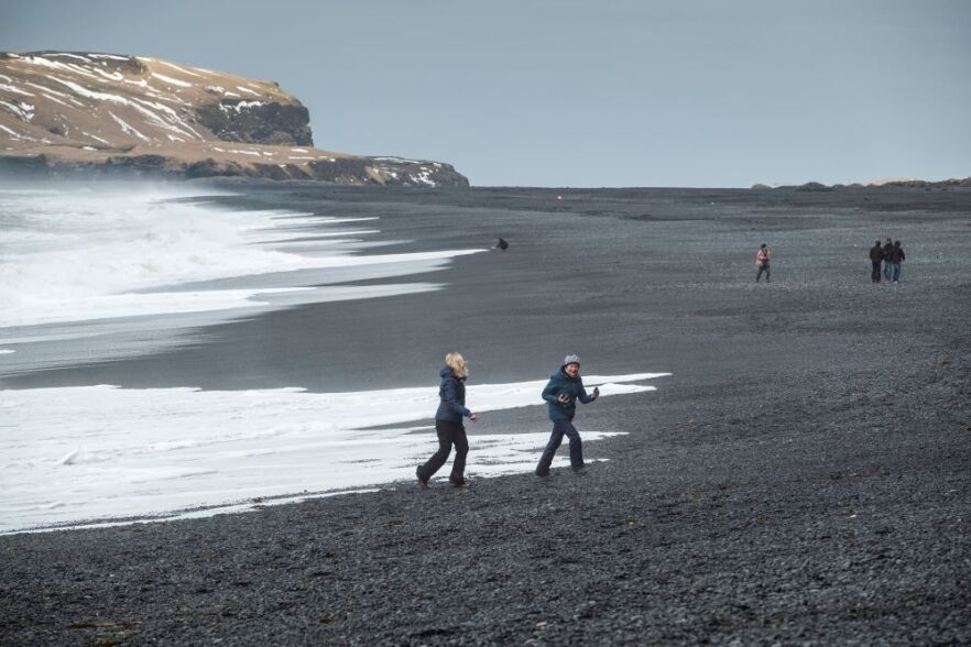 Reynisfjara Safety Measures Stalled Due to Bureaucracy, Landowners Claim
