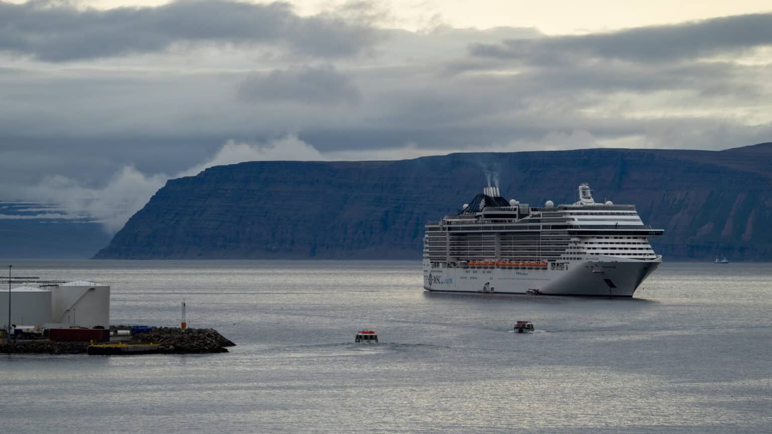 cruise ship iceland